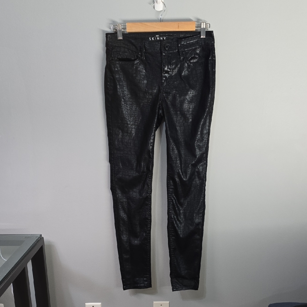 White House Black Market Fabric Pants Women's Size 2 Black Croc-Embossed Skinny